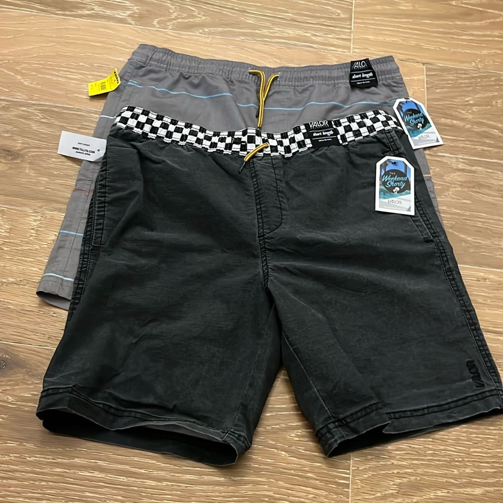 Boys XL valor weekend shorty stretch shorts NWT from Tilly’s bundle of 2